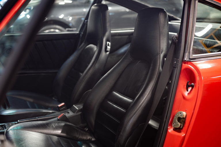 Porsche 964 Carrera 4