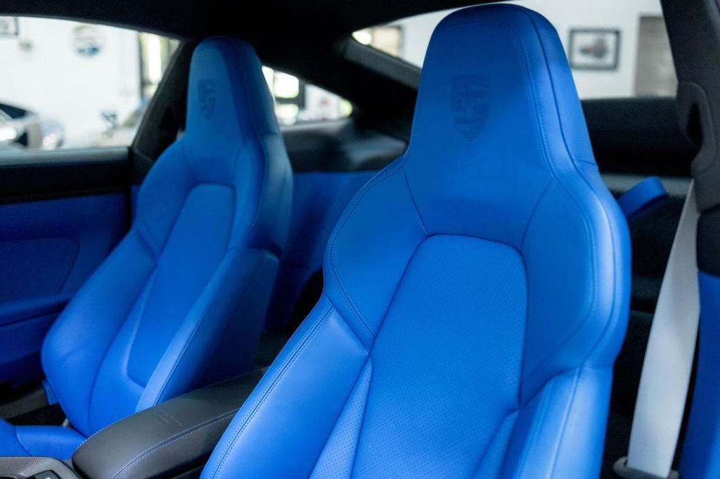 Porsche 992 GT3 Touring