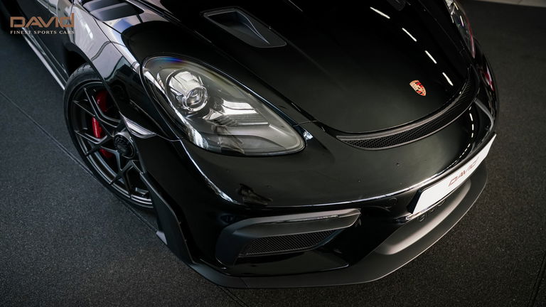 Porsche 718 Cayman GT4 RS