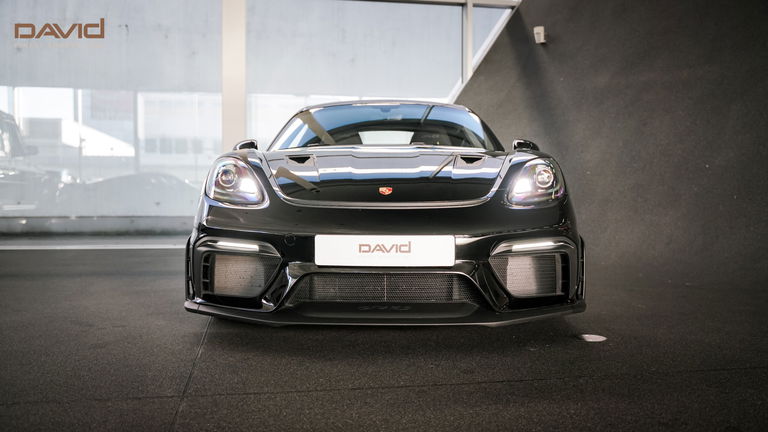 Porsche 718 Cayman GT4 RS