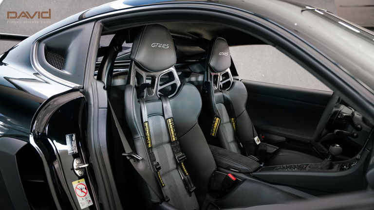 Porsche 718 Cayman GT4 RS