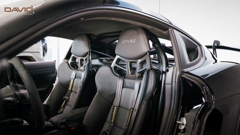 Porsche 718 Cayman GT4 RS