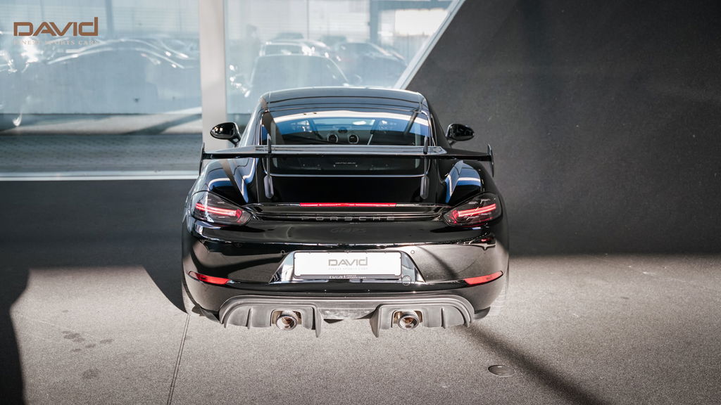 Porsche 718 Cayman GT4 RS