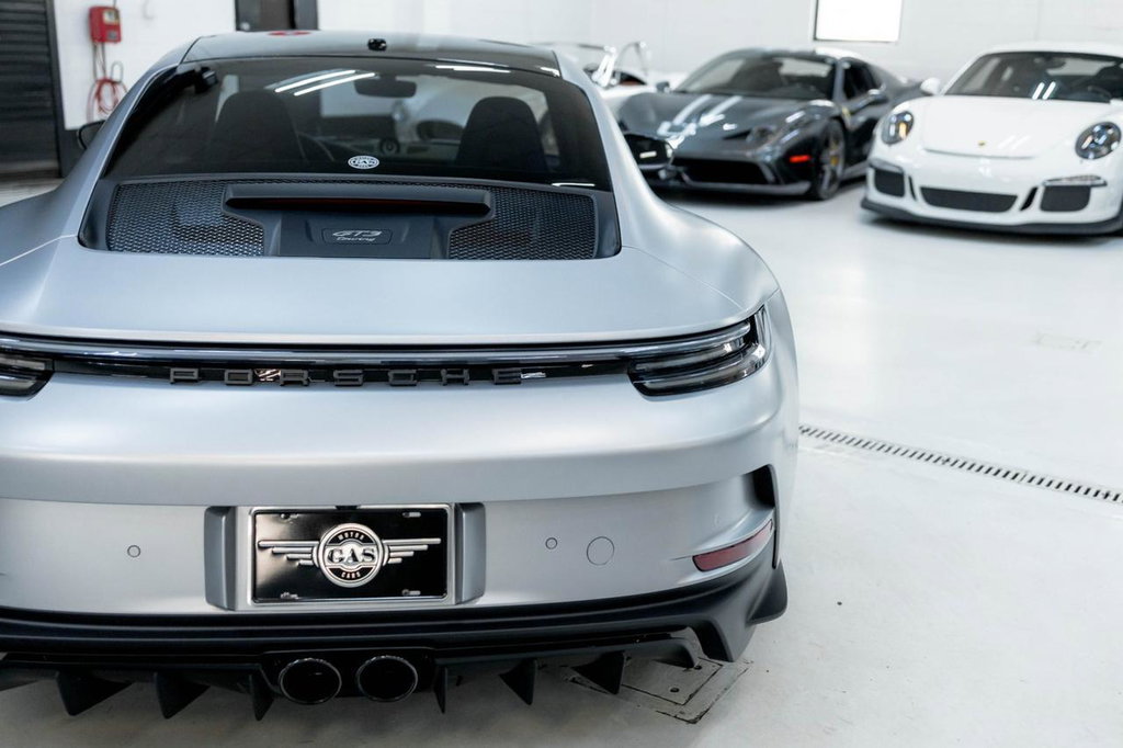 Porsche 992 GT3 Touring