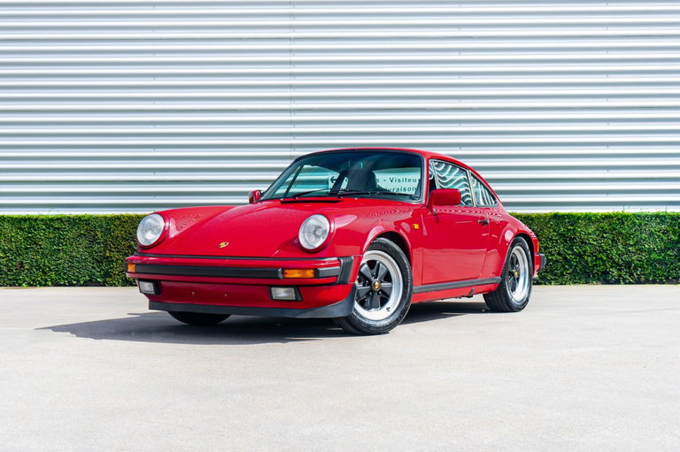 Porsche 911 Carrera 3.2
