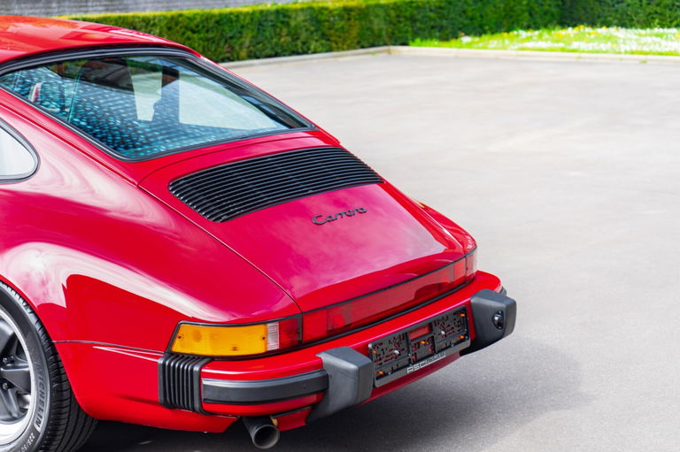 Porsche 911 Carrera 3.2