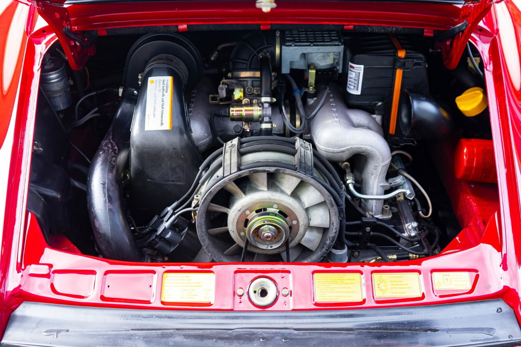 Porsche 911 Carrera 3.2