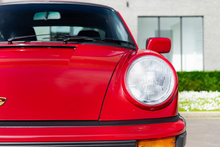 Porsche 911 Carrera 3.2