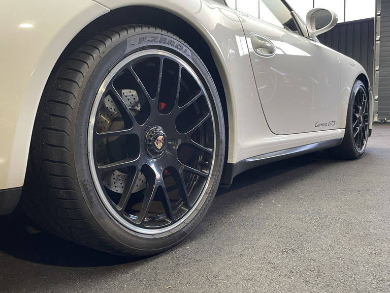 Porsche 997.2 Carrera GTS