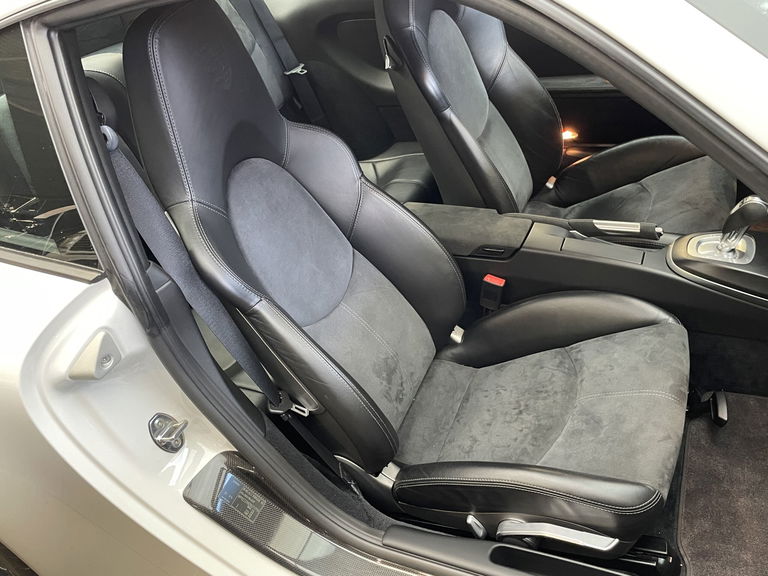 Porsche 997.2 Carrera GTS