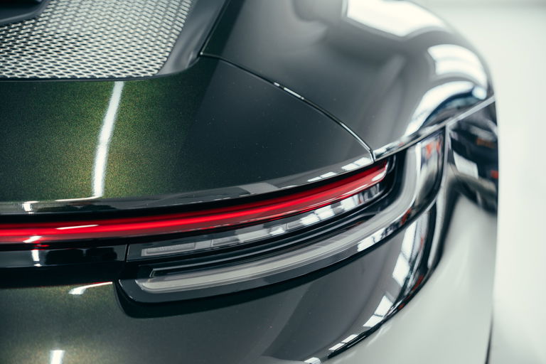 Porsche 992 GT3 Touring