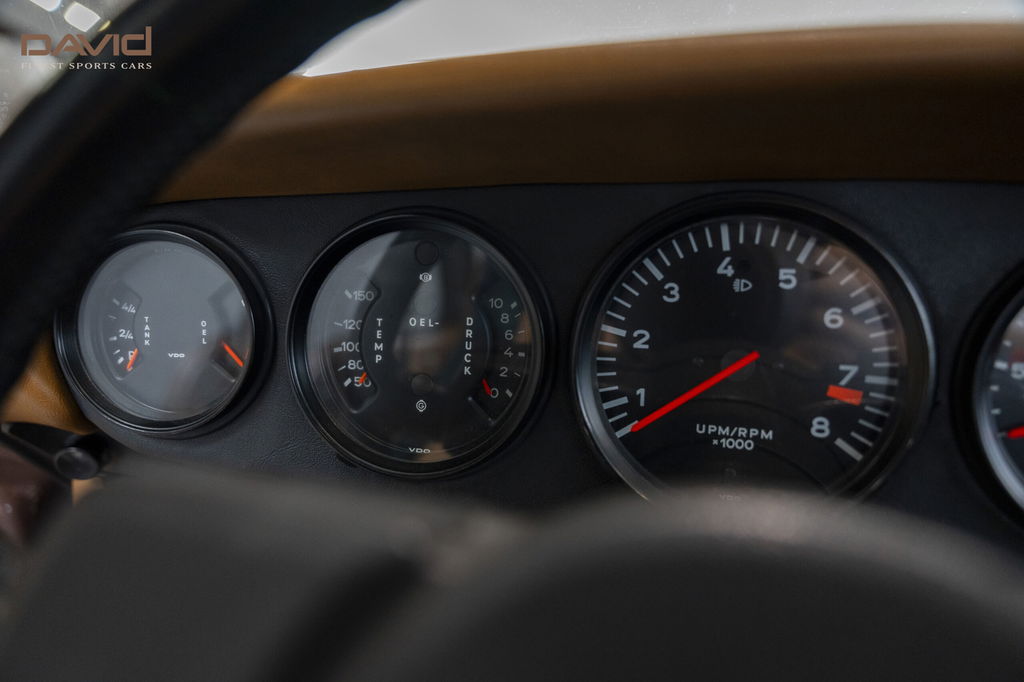 Porsche 911 Carrera 2,7