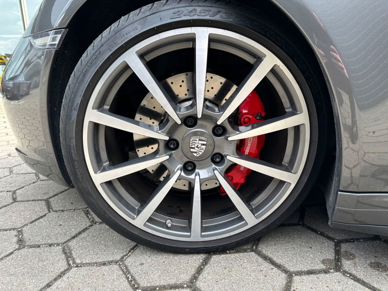 Porsche 991.2 Carrera 4S