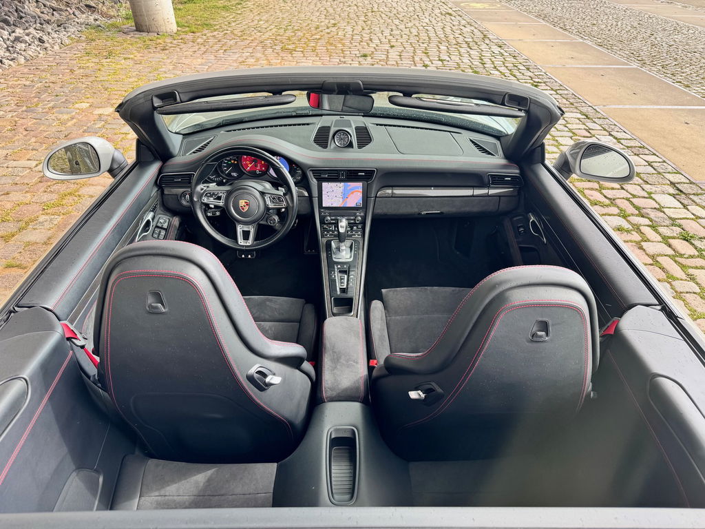 Porsche 991.2 Carrera 4 GTS