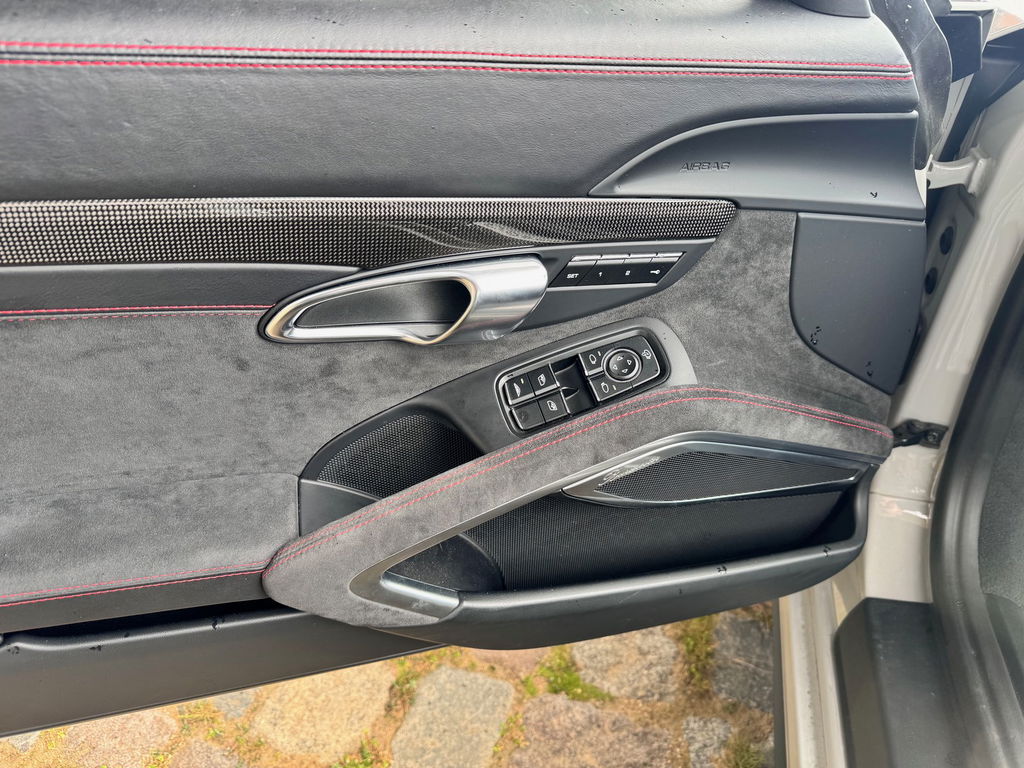 Porsche 991.2 Carrera 4 GTS