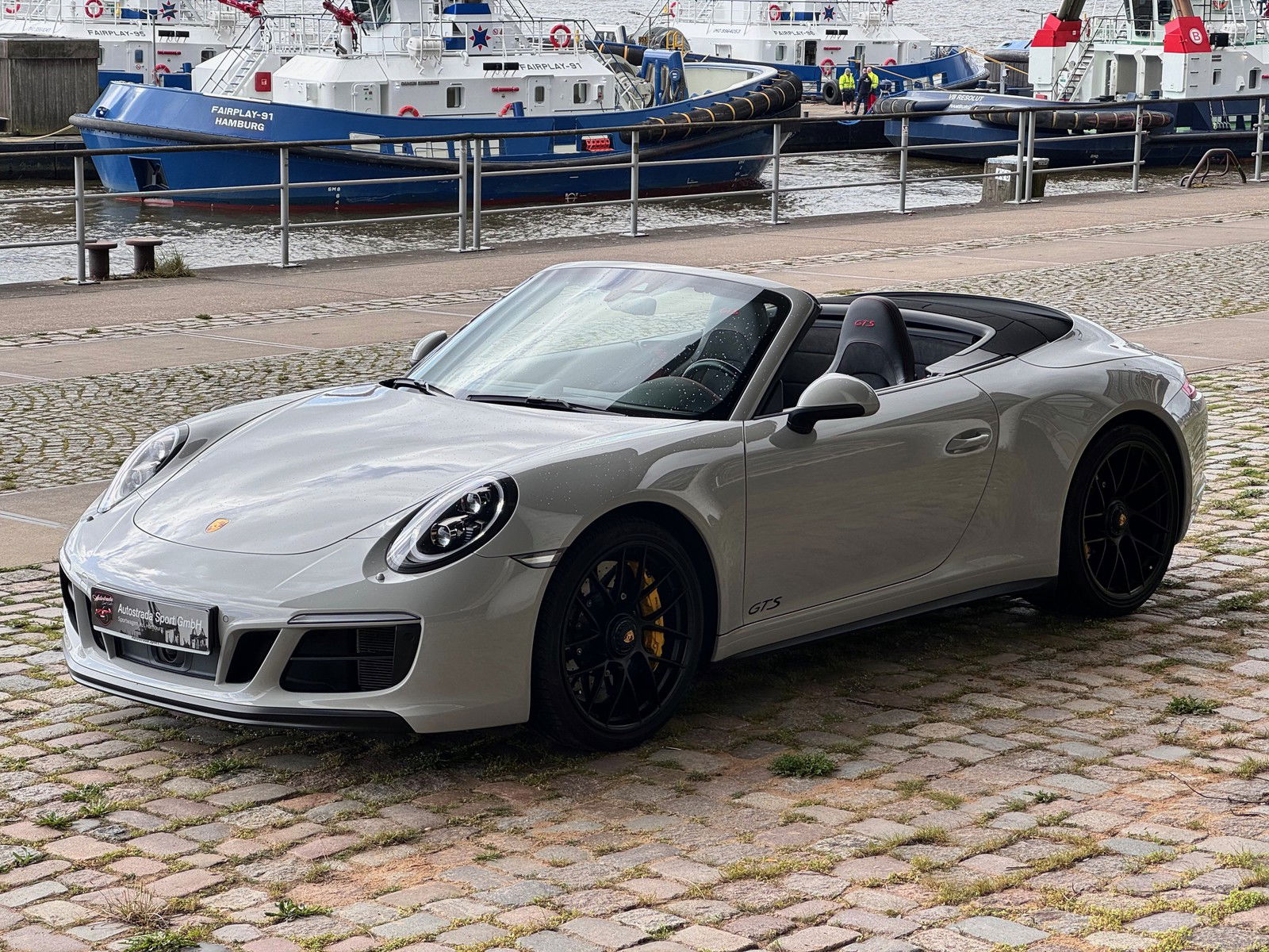 Tail Kit | PORSCHE 911 CARRERA GTS CABRIOLET 2019 Tail Kit | PORSCHE 911 CARRERA GTS CABRIOLET 2019