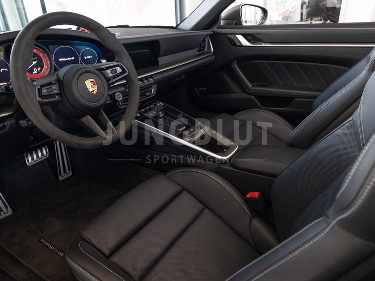 Porsche 992 Turbo S