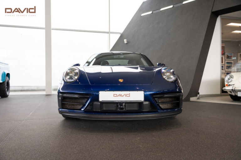 Porsche 992 Carrera GTS