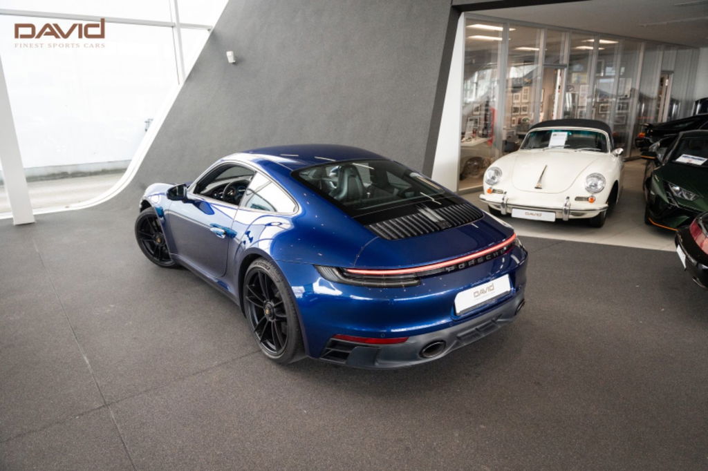 Porsche 992 Carrera GTS