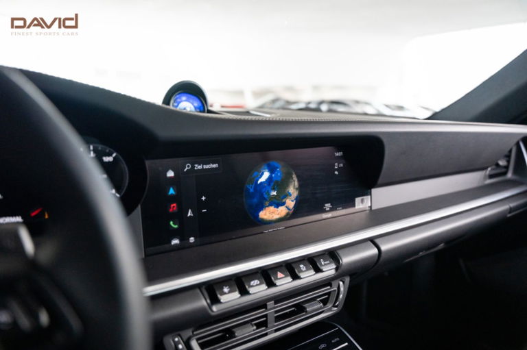 Porsche 992 Carrera GTS