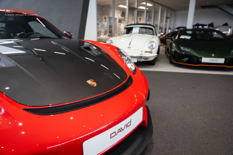 Porsche 718 Cayman GT4 RS