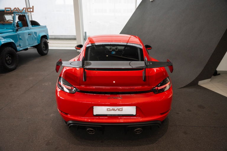 Porsche 718 Cayman GT4 RS