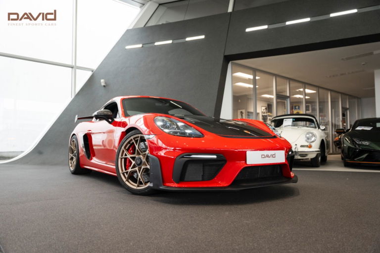 Porsche 718 Cayman GT4 RS