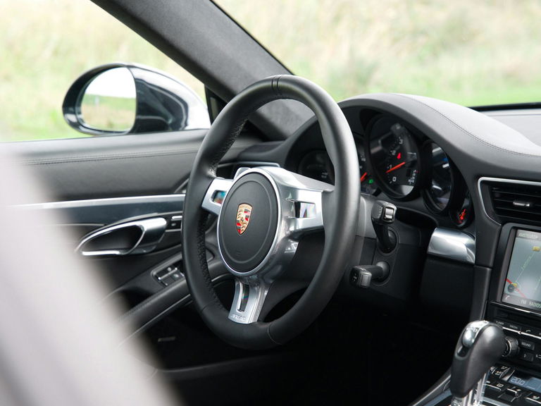 Porsche 991 Carrera Black Edition