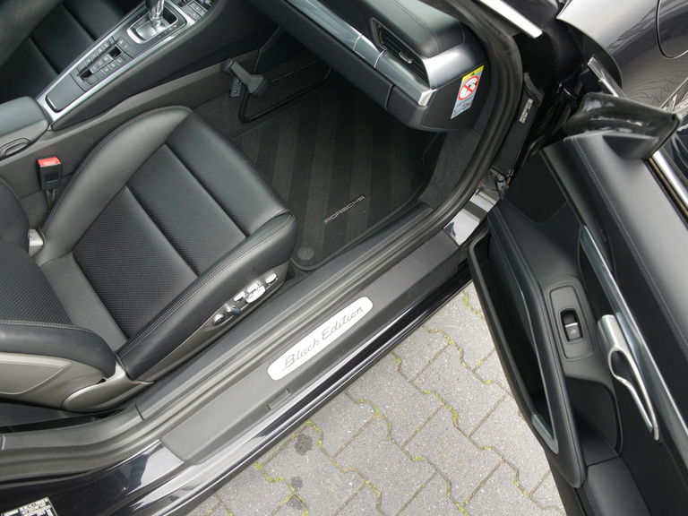 Porsche 991 Carrera Black Edition