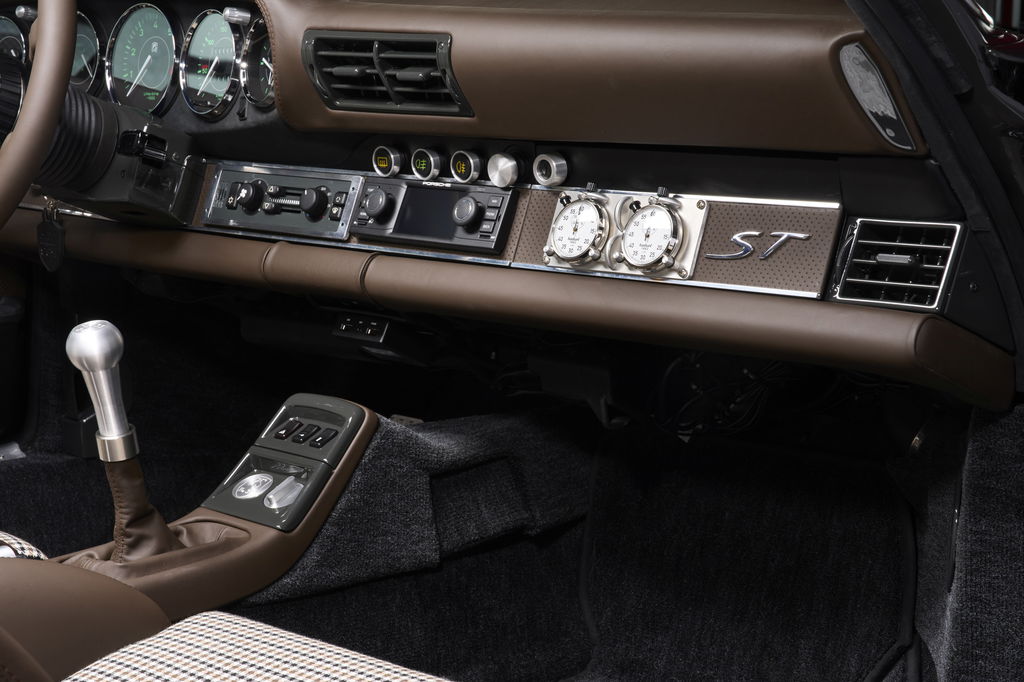 Porsche 911 Backdate