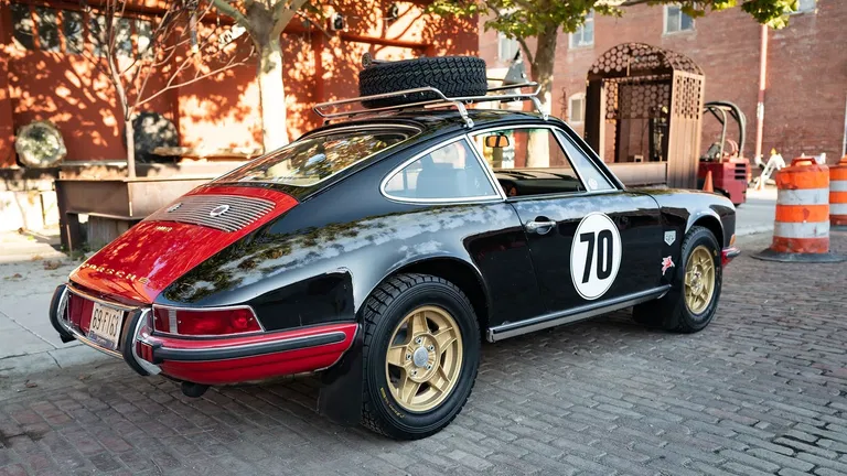 Porsche 911 E