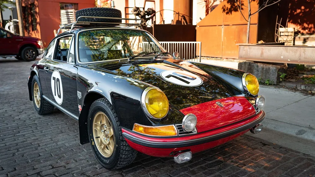 Porsche 911 E