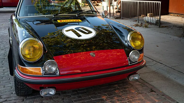 Porsche 911 E