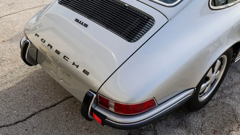 Porsche 911 S (F-Modell)