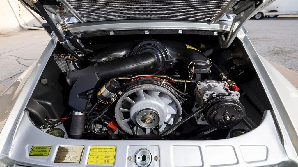 Porsche 911 S (F-Modell)