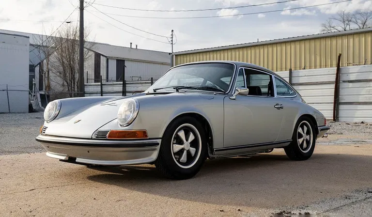 Porsche 911 S (F-Modell)