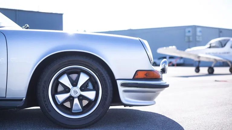 Porsche 911 S (F-Modell)