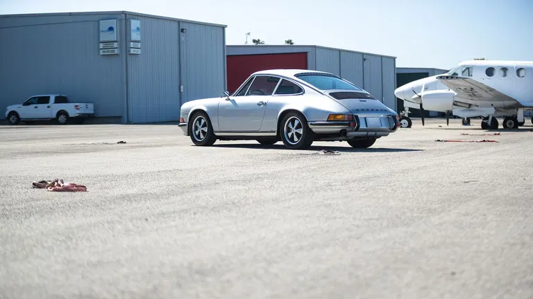 Porsche 911 S (F-Modell)