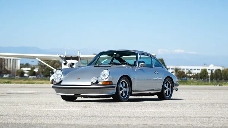 Porsche 911 S 