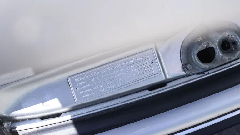 Porsche 911 S (F-Modell)