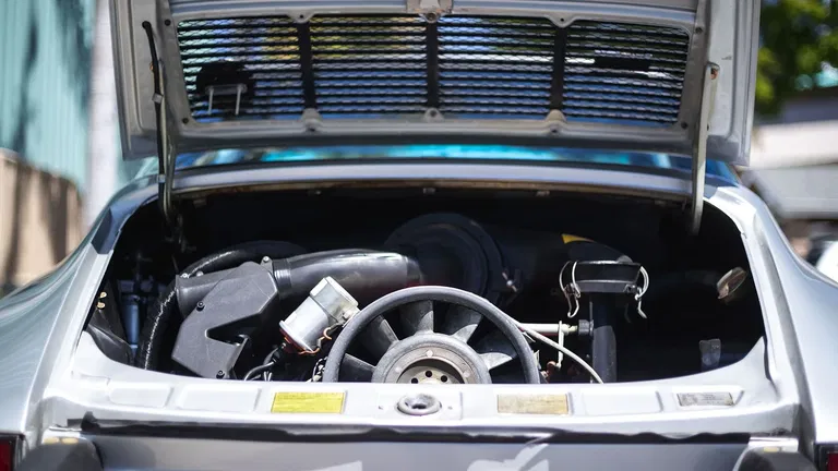 Porsche 911 S (F-Modell)