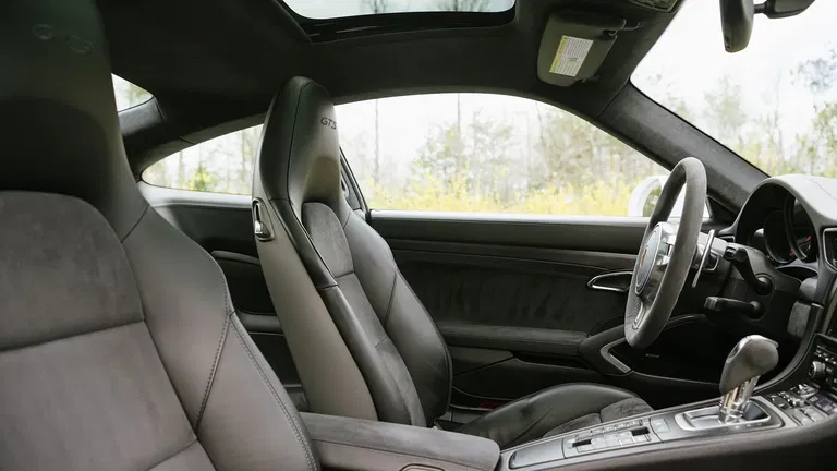 Porsche 991 Carrera GTS