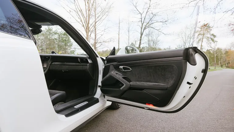 Porsche 991 Carrera GTS