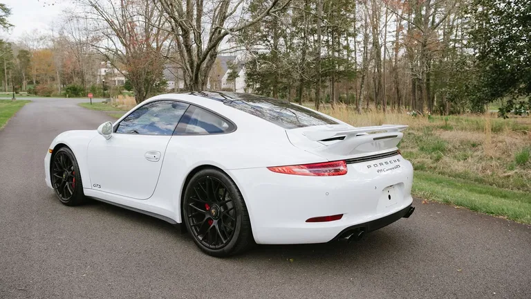 Porsche 991 Carrera GTS