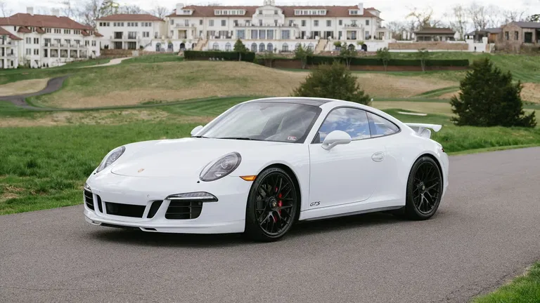 Porsche 991 Carrera GTS