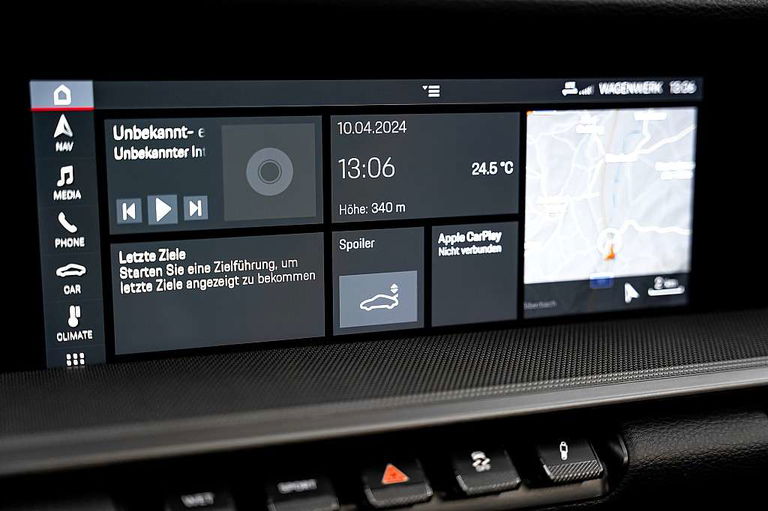 Porsche 992 Carrera 4S