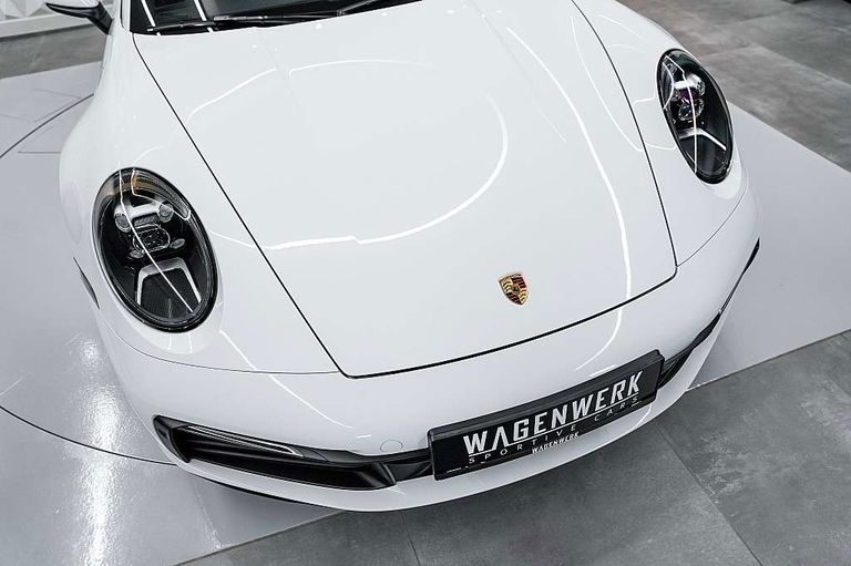 Porsche 992 Carrera 4S