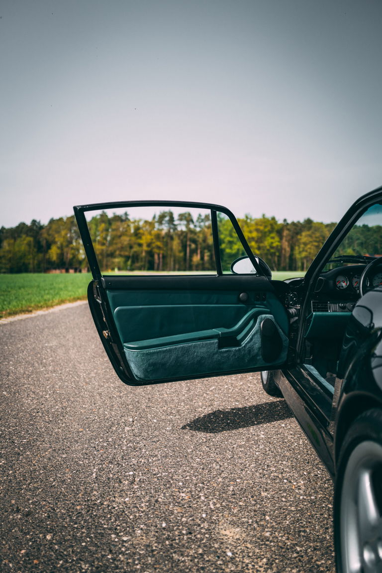 Porsche 993 Carrera 4S