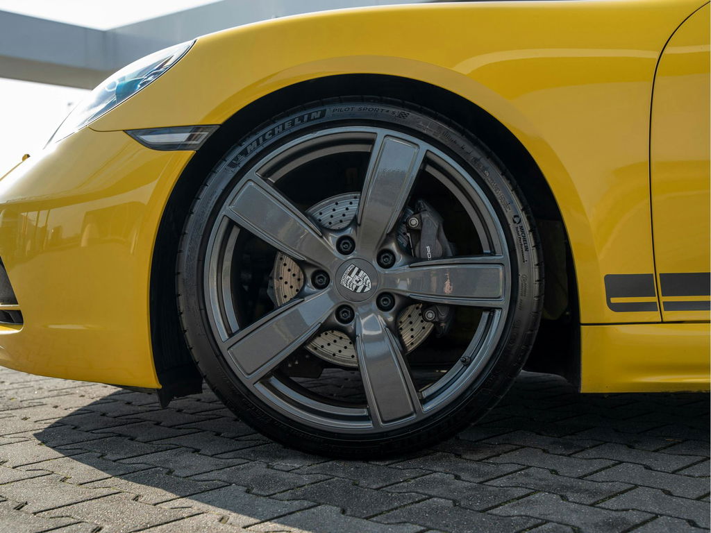 Porsche 718 Boxster T