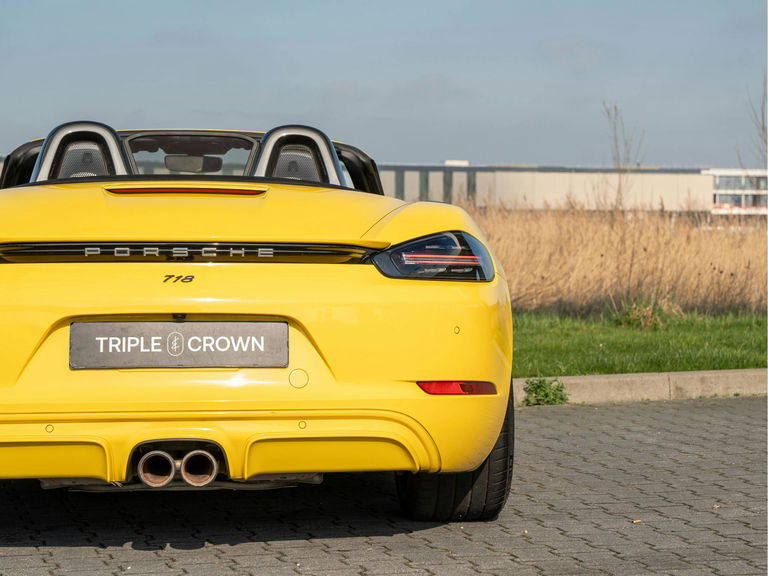 Porsche 718 Boxster T